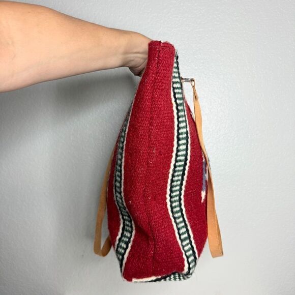 Vintage red wool kilim southwestern large carryall carpet tote bag - Picture 5 of 14